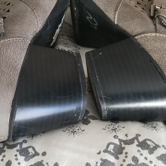 Gray Cutout Heeled Booties - Picture 11 of 11